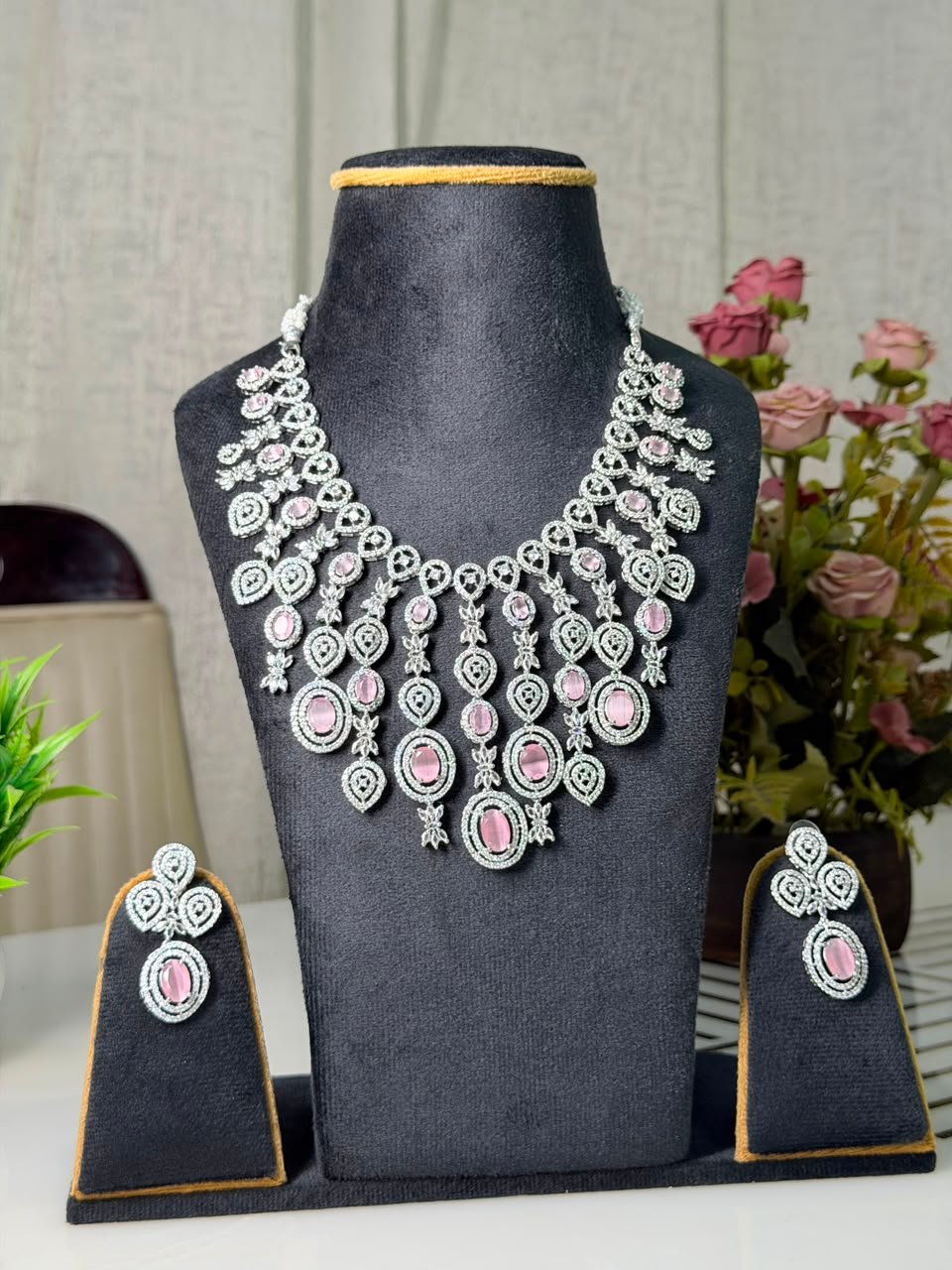 Traditional Rajasthani Meenakshi Red Pacheli Kada
